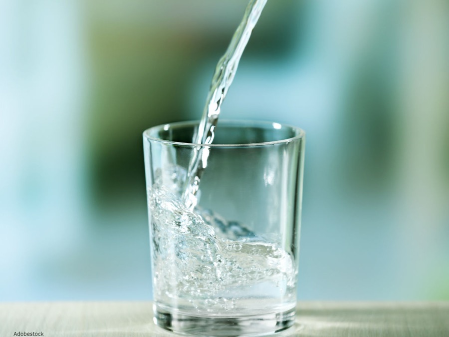 EAU MINERALE    PETITE